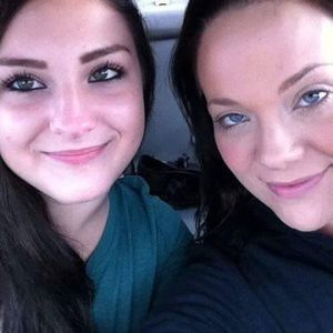 Meet your Posher, Carli